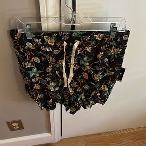 Jetty, patterned tie shorts, size XL